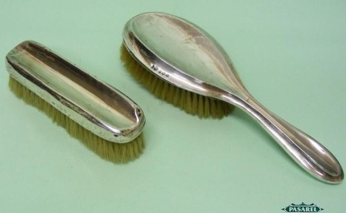 Cepillos para cabello y ropa montados en plata de ley Birmingham Inglaterra 1919/46 - Imagen 1 de 5