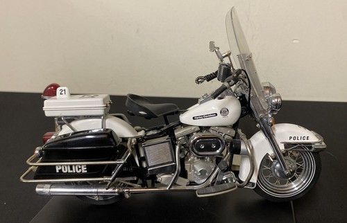 Franklin Mint Harley Davidson 1976 Electra Glide Police Patrol Motorcycle 1/10 - Picture 5 of 10