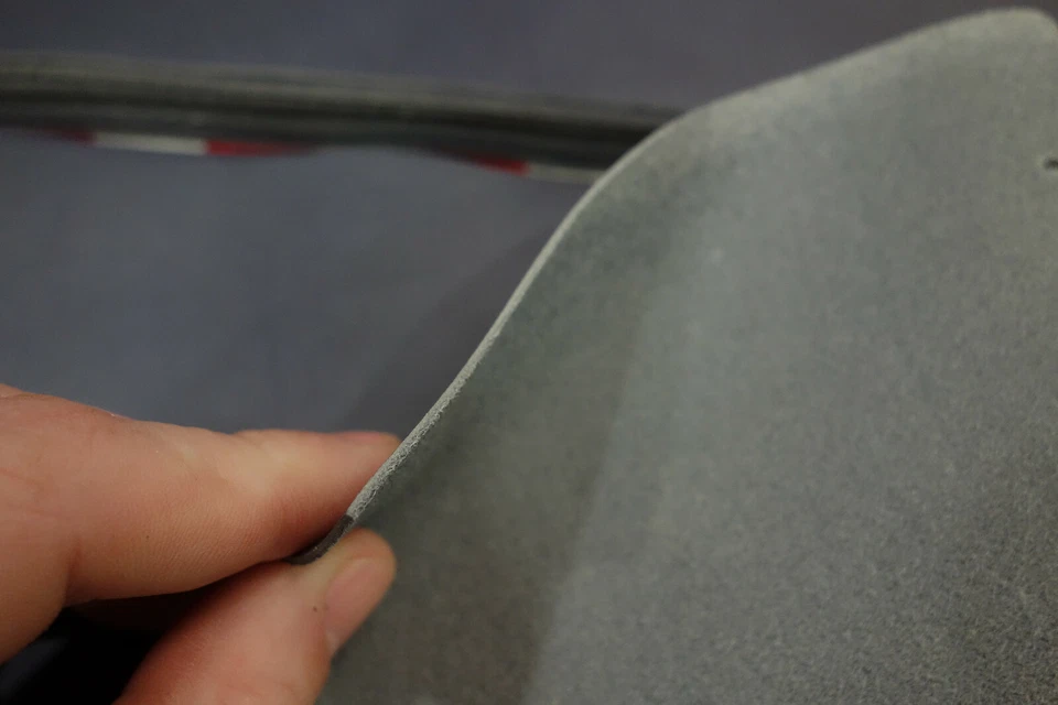 HORWEEN STEEL BLUE LATIGO LEATHER CUTS FOR CRAFTS, DIY PROJECTS, MANY SIZES. - Image 4 of 4