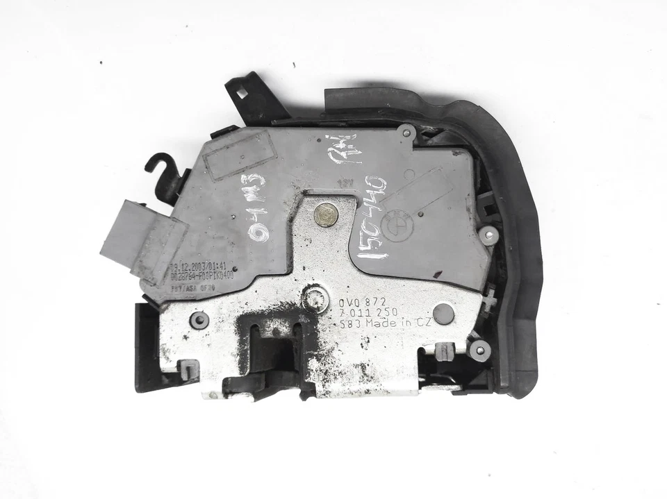 Actuador de cerradura de puerta de pasajero delantero BMW M3 2001-2006 conv 2 puertas 51-21-7-011-250 Foto 2 de 4