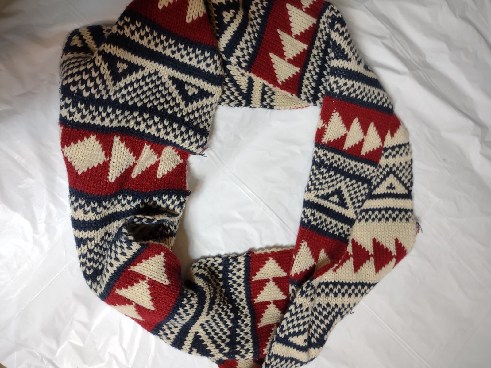 Look Aspencore Geometric Pattern Knitted Infinity… - image 14