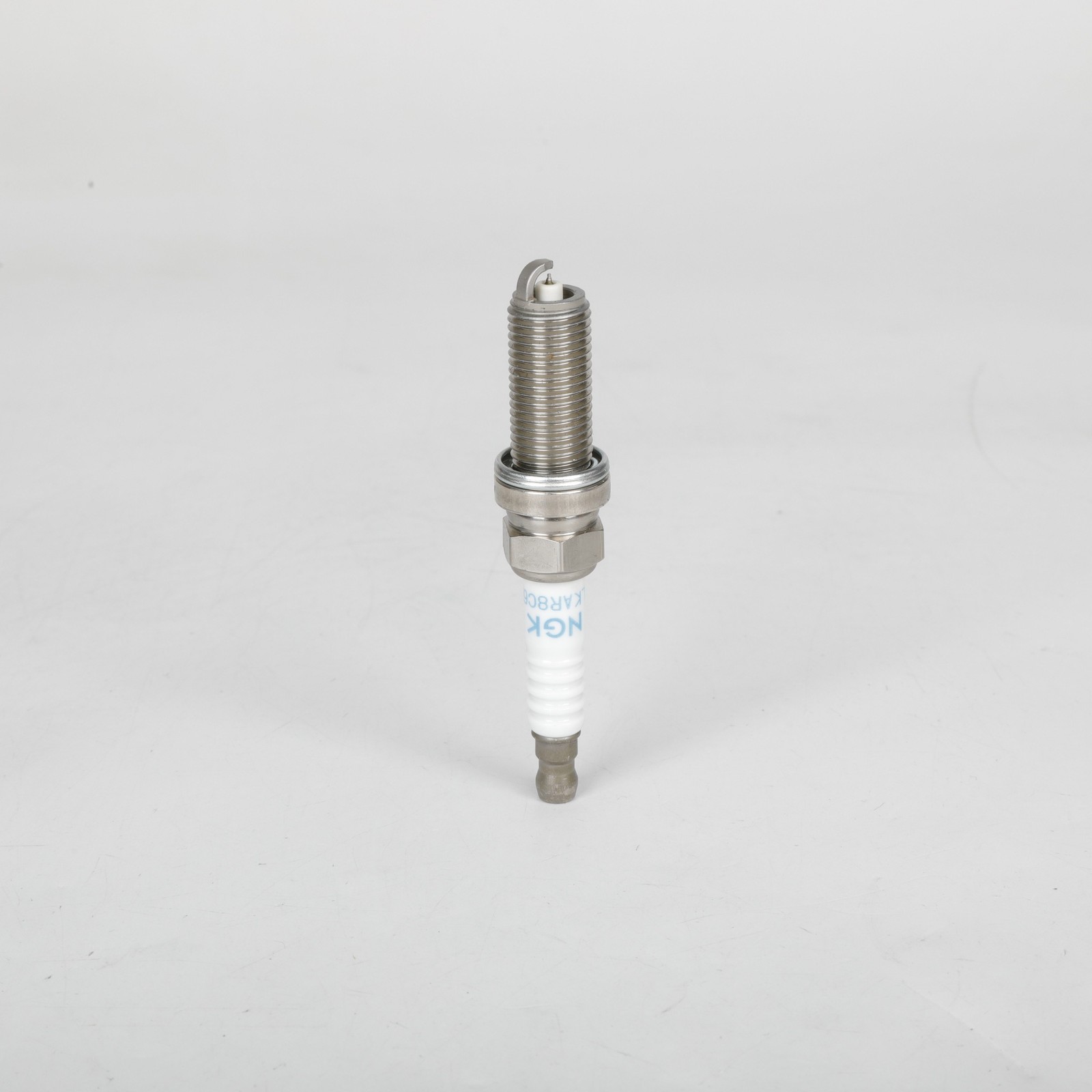 Maserati Ghibli 2017-2020 Spark plug P/N 310235