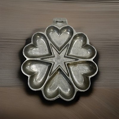 Cast Aluminum Mold Heart & Star Pan Country Kitchen Motif Baking Pan/Wall Decor