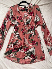 Ashlen pink floral long sleeve plunge dress size 10 worn once