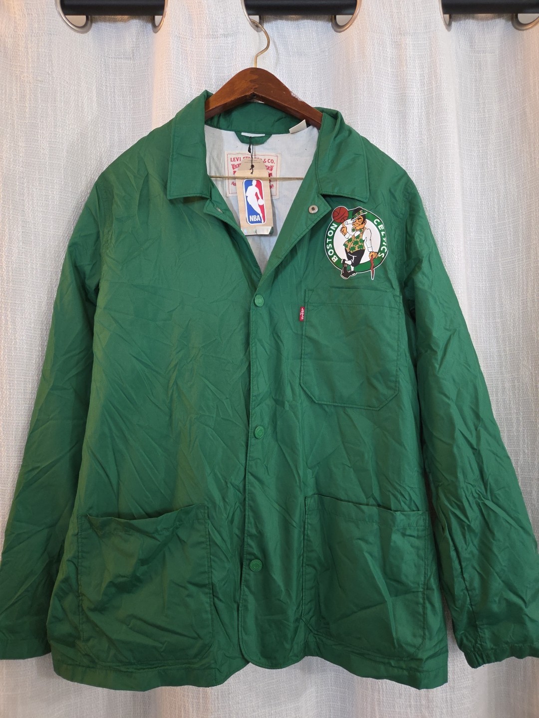New Men's Levi's Boston Celtics NBA Club Coat Lightweight Jacket Green Size L