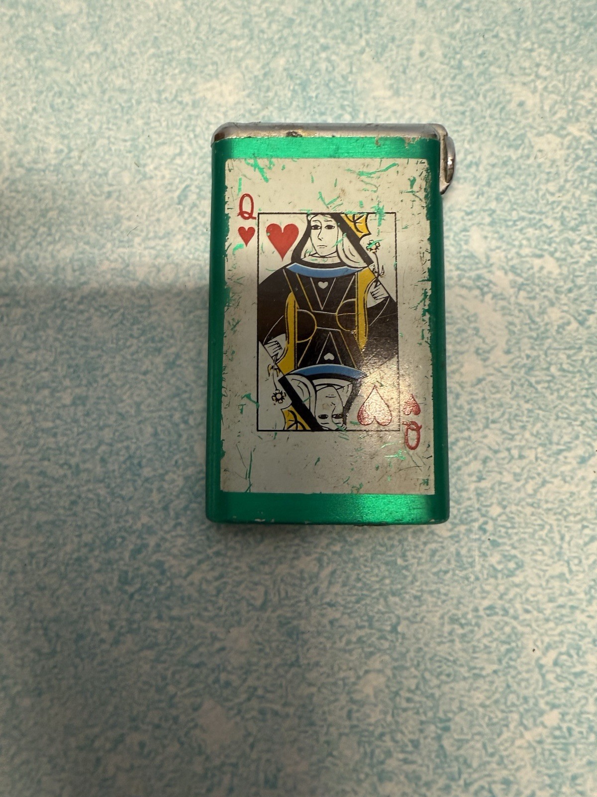 Vintage Queen Of Hearts Lighter