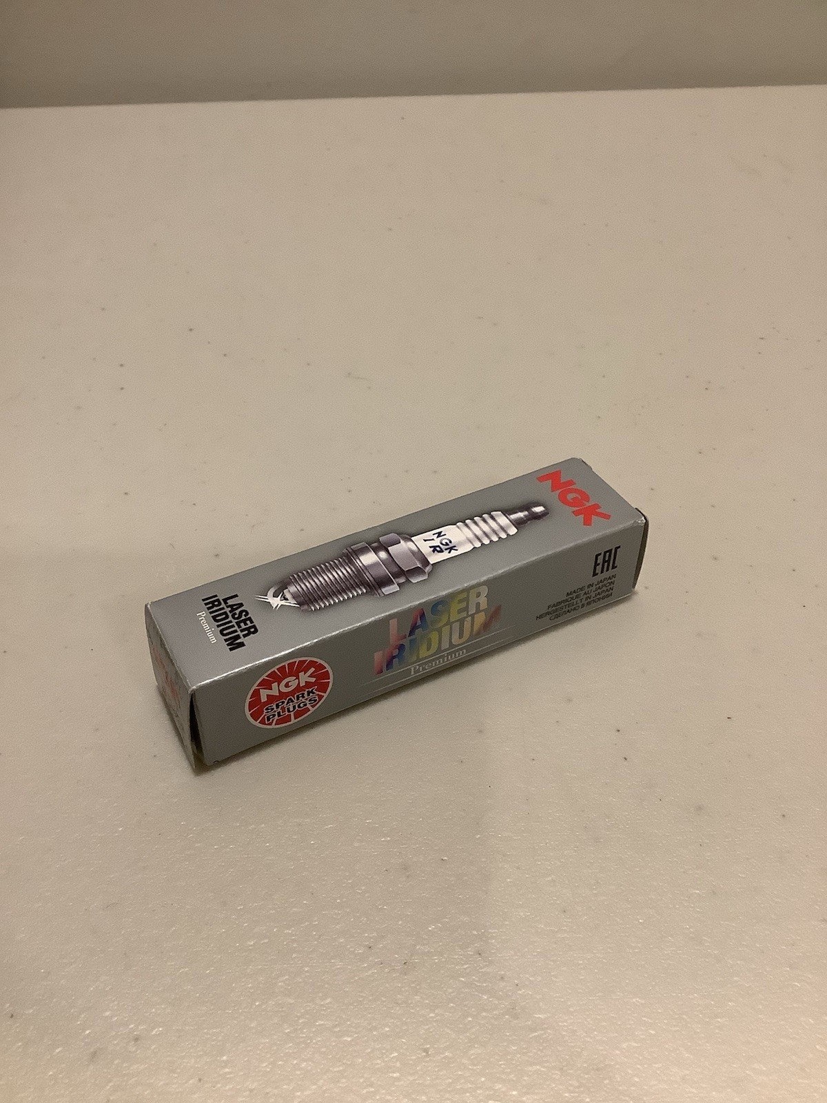 NGK Laser Iridium Spark Plug 92924 DILZKR7A11G