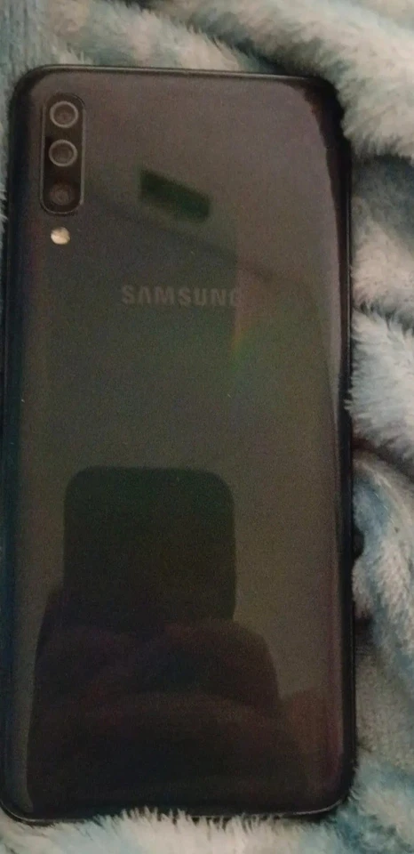 Samsung Galaxy A70 · 128GB, foto 3 di 4