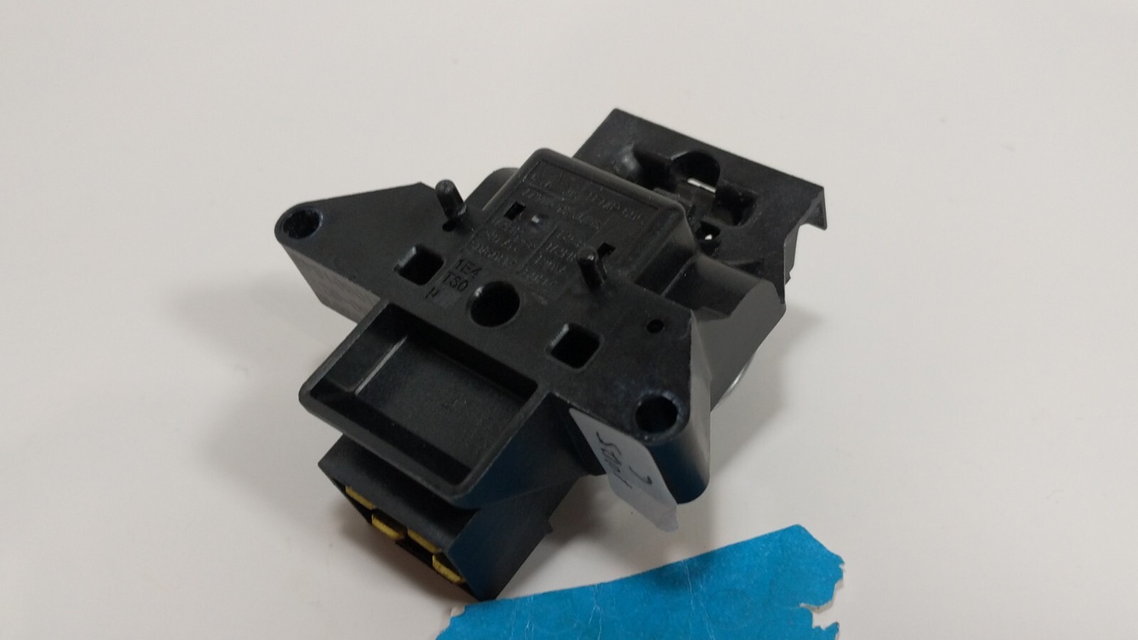 OEM Frigidaire Dishwasher Door Latch Assembly A11410301 W/ WARRANTY