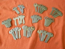 LOT OF 50 SAFE DEPOSIT KEY BLANKS MIX MOSLER SARGENT GREENLEAF DIEBOLD LOCKSMITH