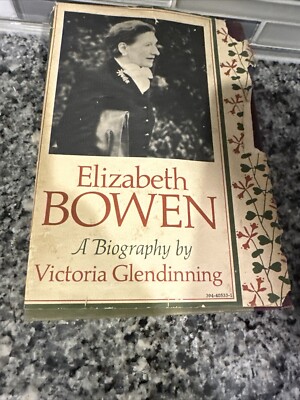 Elizabeth Bowen 1978 Hardcover  Glendinning Victoria 1th Edition 2th Print Book