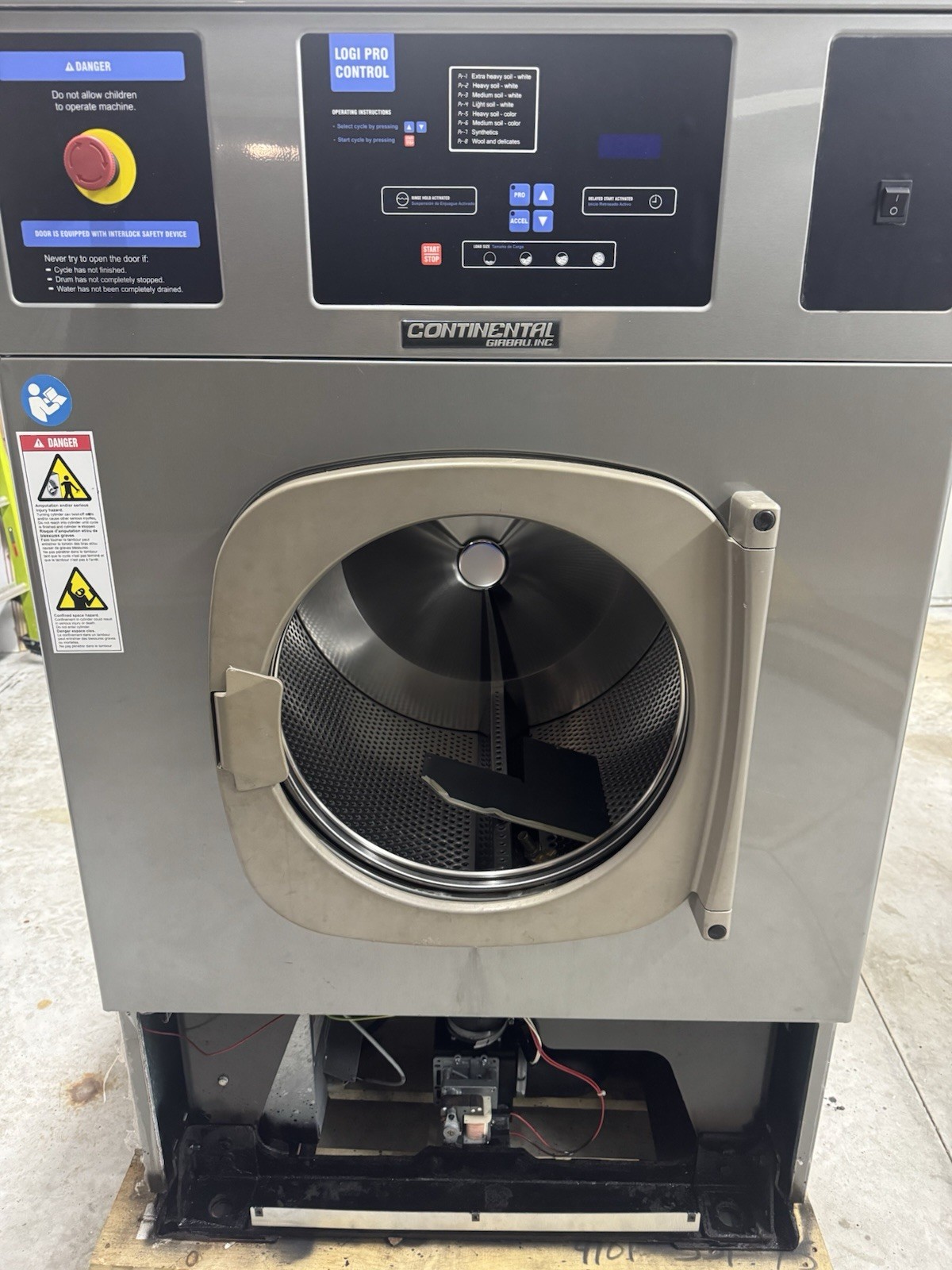 Continental Girbau 55lb 208/240 1/3 Phase Opl Washer.