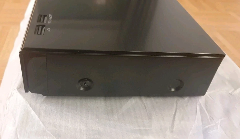 Panasonic DMR-UBC90EGK BluRay Triple Festplattenrecorder Player BD 4K Ultra WLAN - Bild 3 von 4