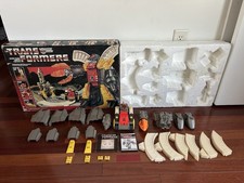 Omega Supreme WORKS 100  Complete W Box & Inserts 1985 G1 Transformers Hasbro