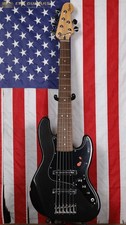 Squier Affinity Jazz Bass VI - Metallic Black