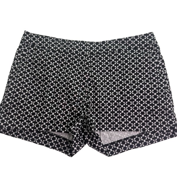 H&M Size 10 Dress Shorts Black White Geo Metric Mid Rise Above Knee Pockets