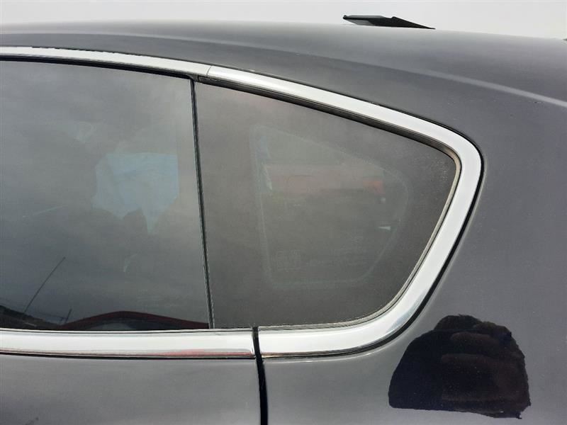 19 2019 MASERATI LEVANTE OEM REAR QUARTER GLASS WINDOW DRIVER LEFT 