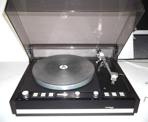 Thorens TD 126 MK III Plattenspieler mit Grace Tonarm und Ortofon MC 20 Mk2