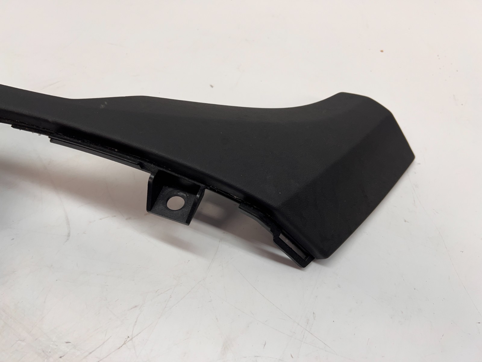 LAMBORGHINI HURACAN EVO TECNICA PASSENGER RIGHT DASH TRIM PILLAR OEM 4T0867272B