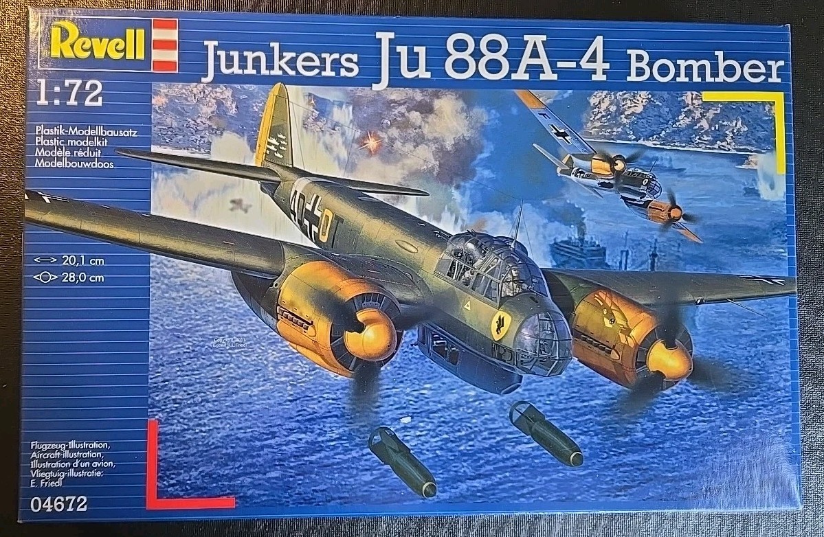 Revell Junkers Ju 88A-4 Bomber 1/72 04672 Model Kit-NIB US S