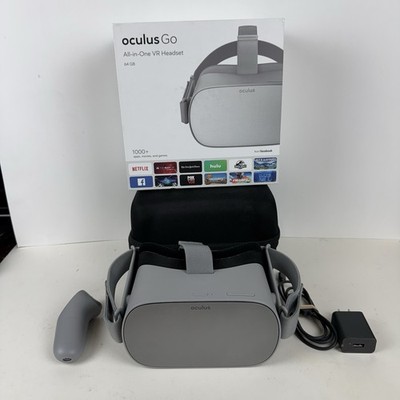 Meta Oculus Go 64GB All-in-One VR Headset MH-A64 W/ Controller & USB charger