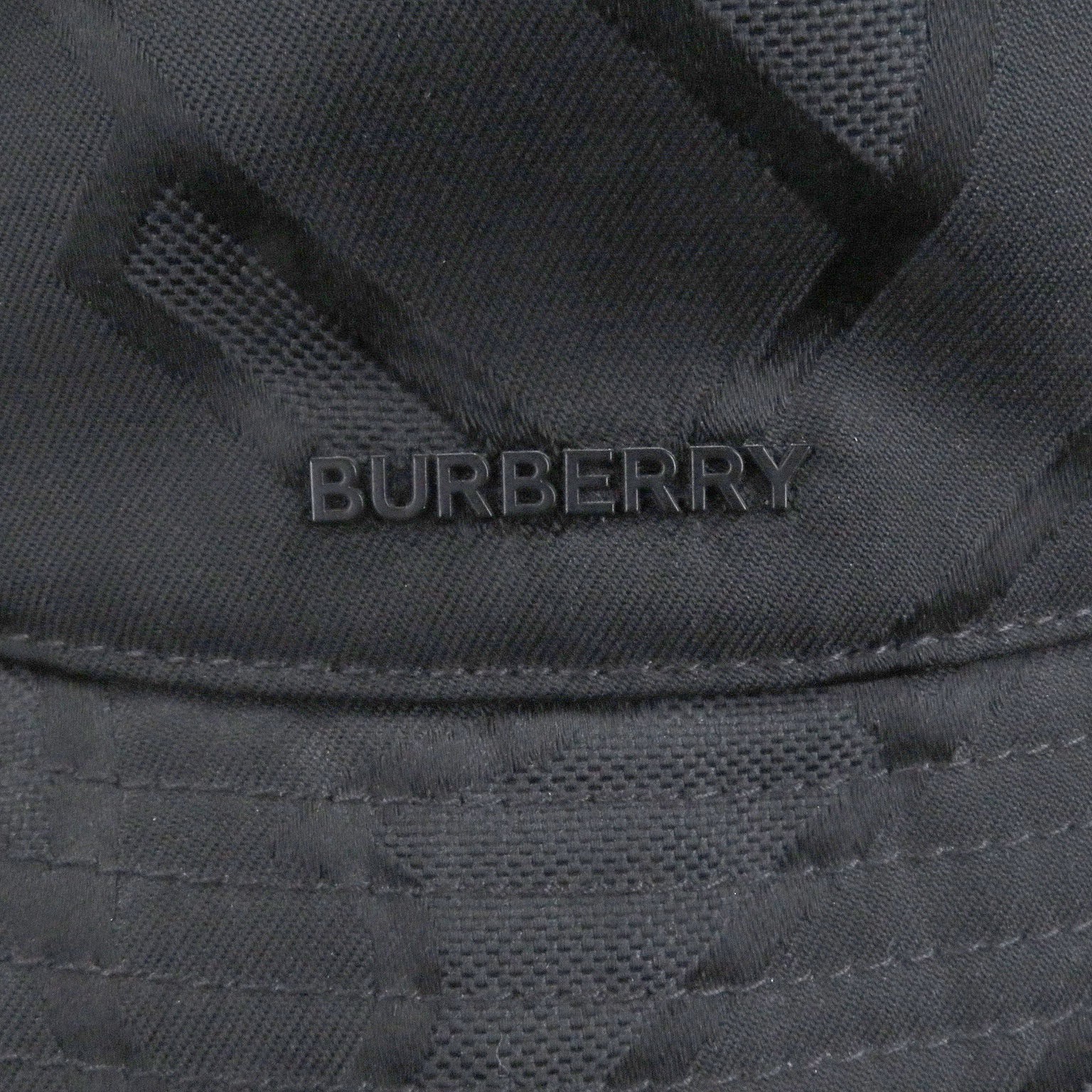 Stylish BURBERRY TB Logo All-Over Print Bucket Hat - 59cm image 5