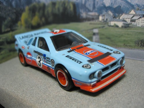 ¡Coche de rally Lancia 037! Fiat Pininfarina Abarth Gulf Martini 1982 1983 1984 1985 - Imagen 8 de 12