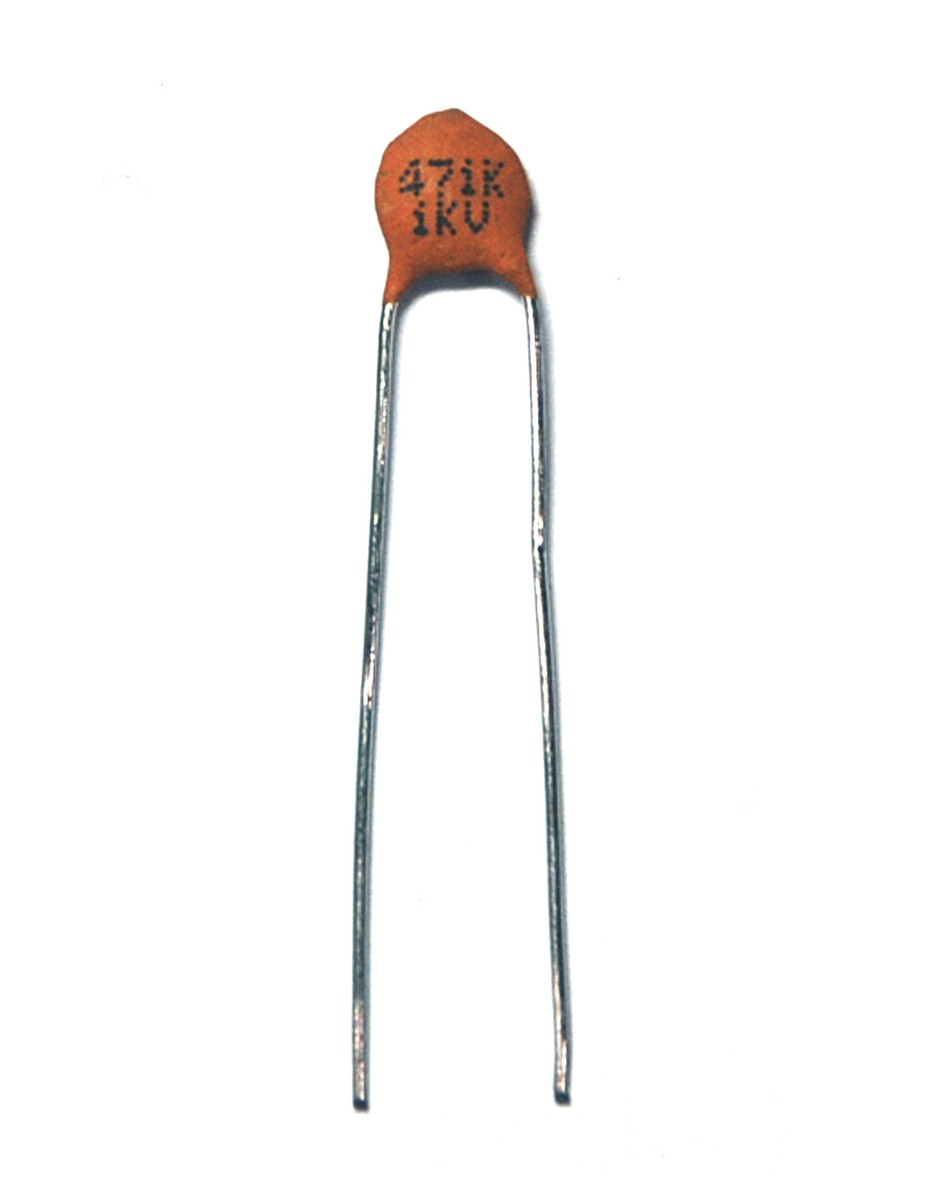 100pc Disc Ceramic Capacitor 471K 470pF 1KV K ±10% Y5P RoHS