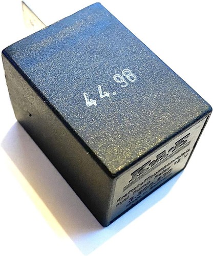 Fuel Pump Relay For Audi A4 A6 A8 VW Passat Jetta 1983-16 3.300.230 Replacement - Picture 3 of 9