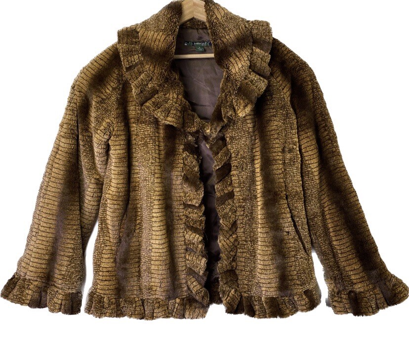 Damselle New York Faux Fur Coat Women’s Size M Shades of Brow