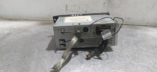 P04859504AB sistema radio per CHRYSLER VOYAGER (GS) 2.4 CAT 1995 196243 - Picture 2 of 3