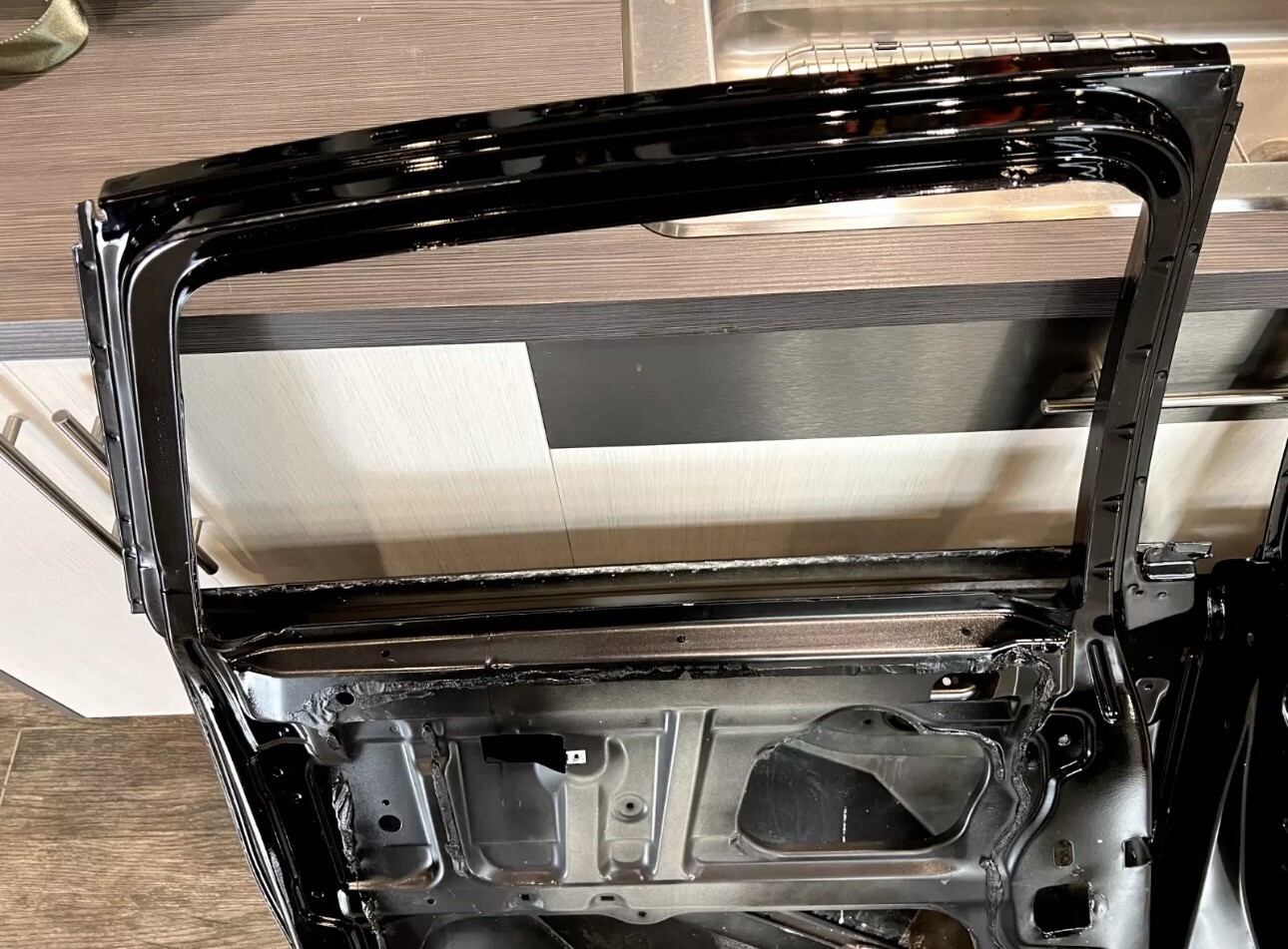 2010-2014 OEM Rolls-Royce Ghost RR4 SWB Rear Left Driver Side Door Shell Black
