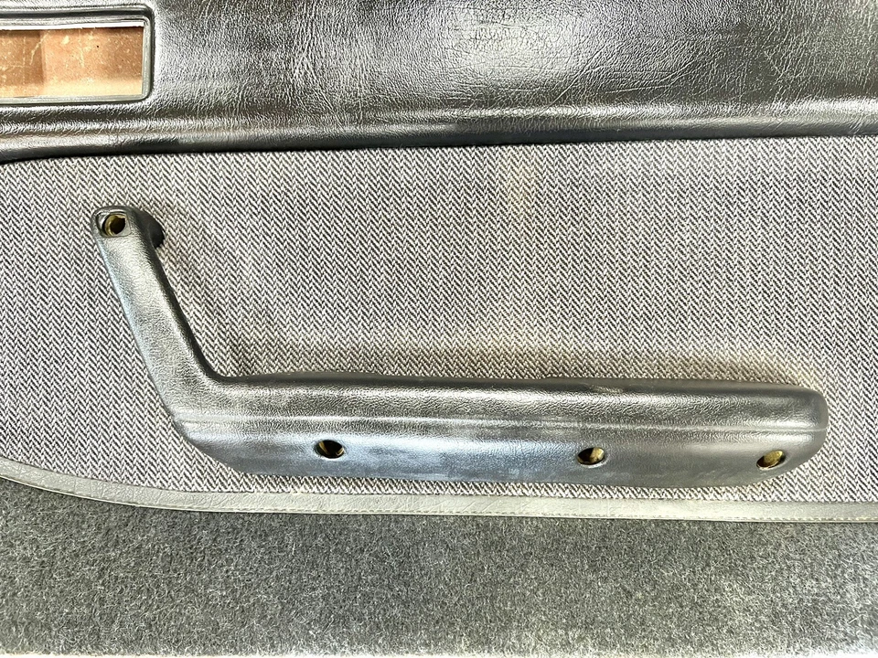 Tarjeta de panel de puerta manual lateral derecho Mazda Rx7 FC S4 S5 1986-1991 Foto 3 de 4