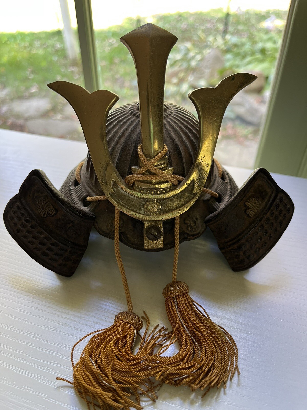 Vintage Japanese Cast Iron Brass Samurai Kabuto Helmet Miniature Kusunoki 7"