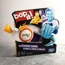 Bop It The Classic Electronic Game Hasbro Gaming 2018 New Sealed