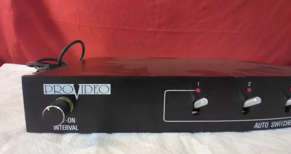 ProVideo SQS-4B, Four Position Sequential Auto Video Switcher, 120 V - Image 4 of 4
