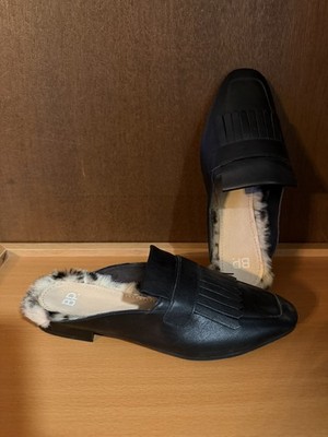 BP. Womens leather Flat loafer Mules with leopard faux fur Size 9