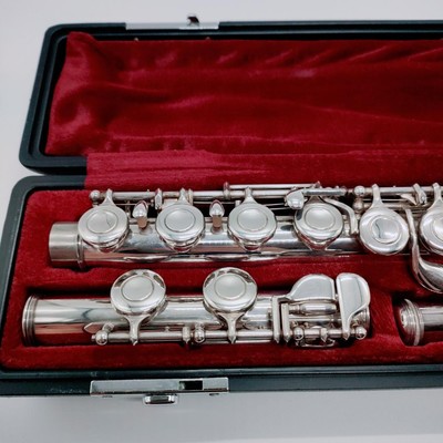 YAMAHA YFL 211S FLUTE Silver with Hard Case Cleaned and Tested