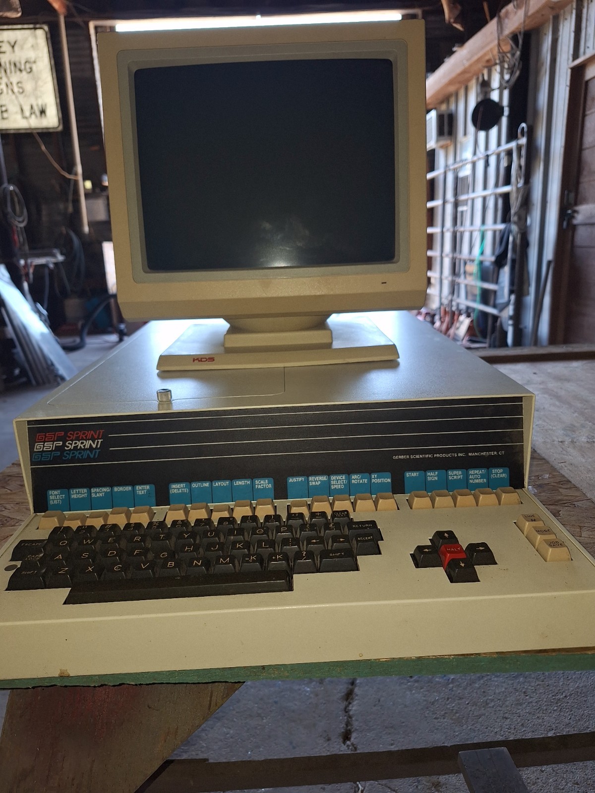 Gerber GSP Sprint Vinyl Cutter / Plotter, 