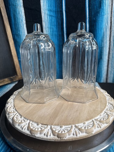 2er Set klare Kristall geriffelte Votivkerzenhalter mit Zapfen. 6 1/2” X 3 3/4”.