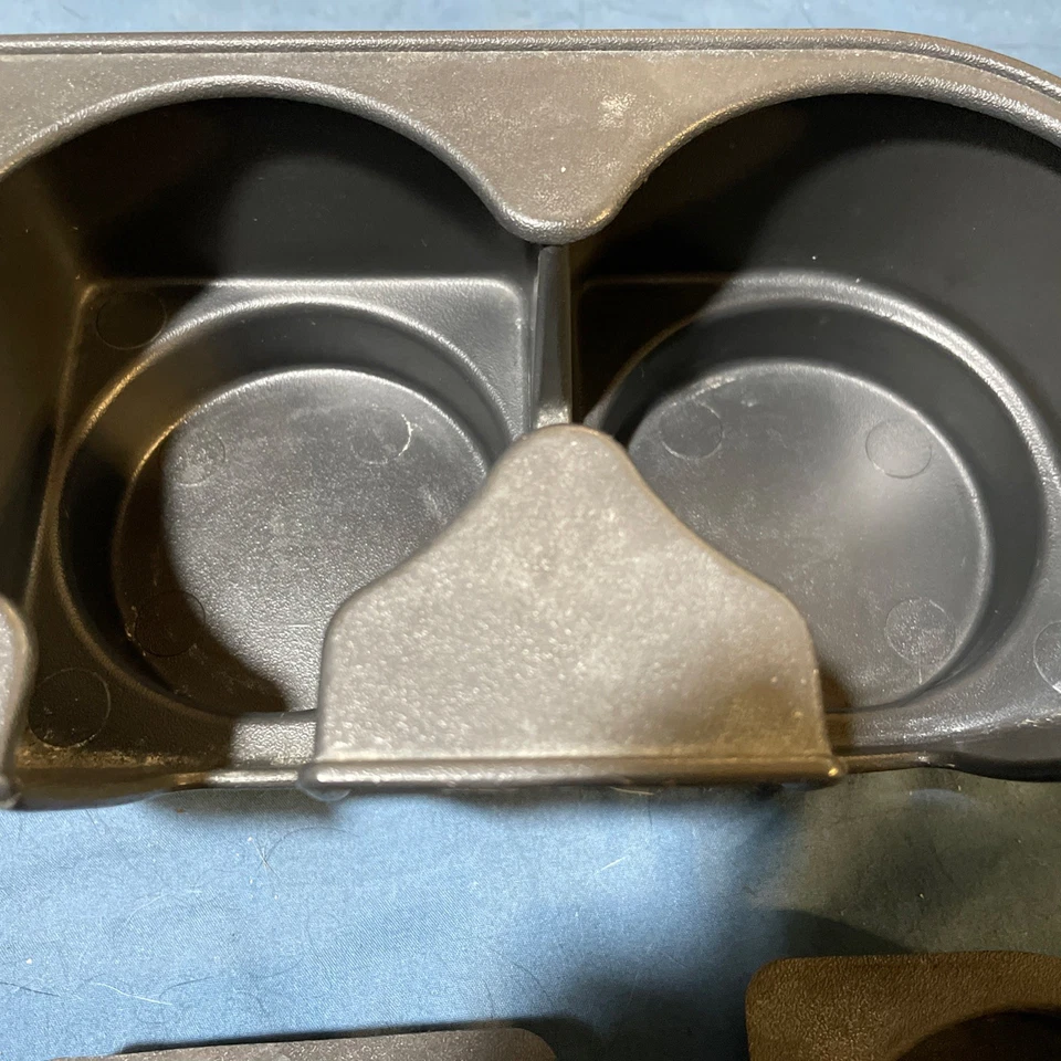 Chevy S10 GMC Sonoma 1995-2004 banco central asiento portavasos S15 OEM inserto negro Foto 4 de 4