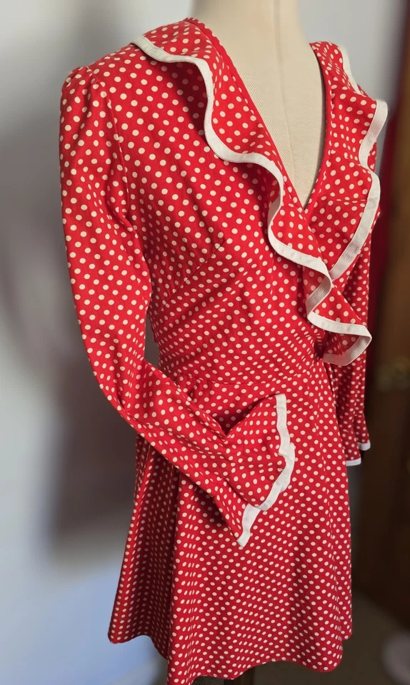 1960s Shubette Red Spotted Cotton Mini Dress Small. Swinging 60s.  - Image 4 of 4