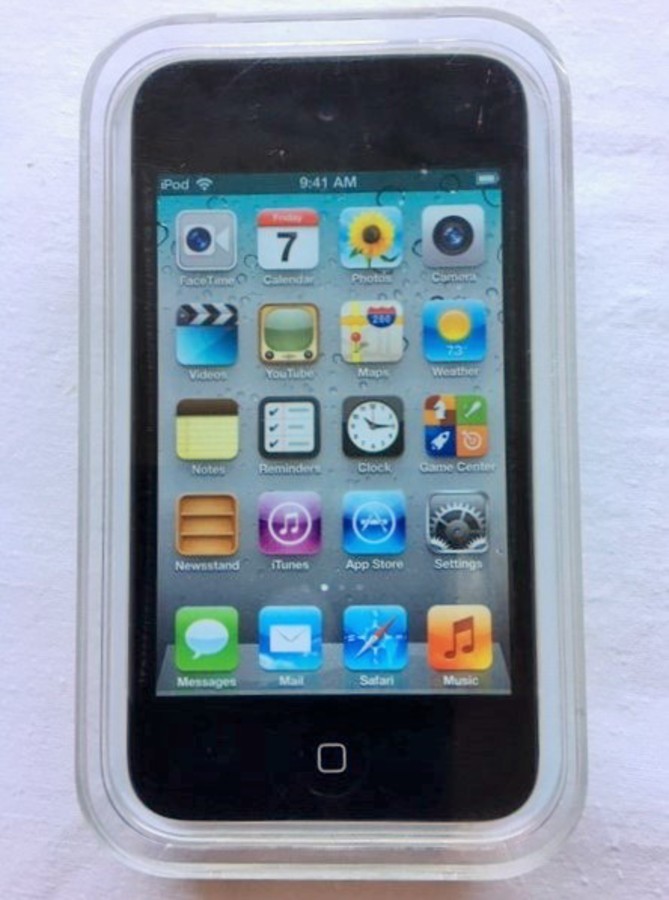 Apple iPod touch A1367 8 GB - 4th Generation - Black