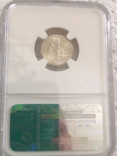 1946 D Roosevelt Dime MS66 NGC - Picture 2 of 2