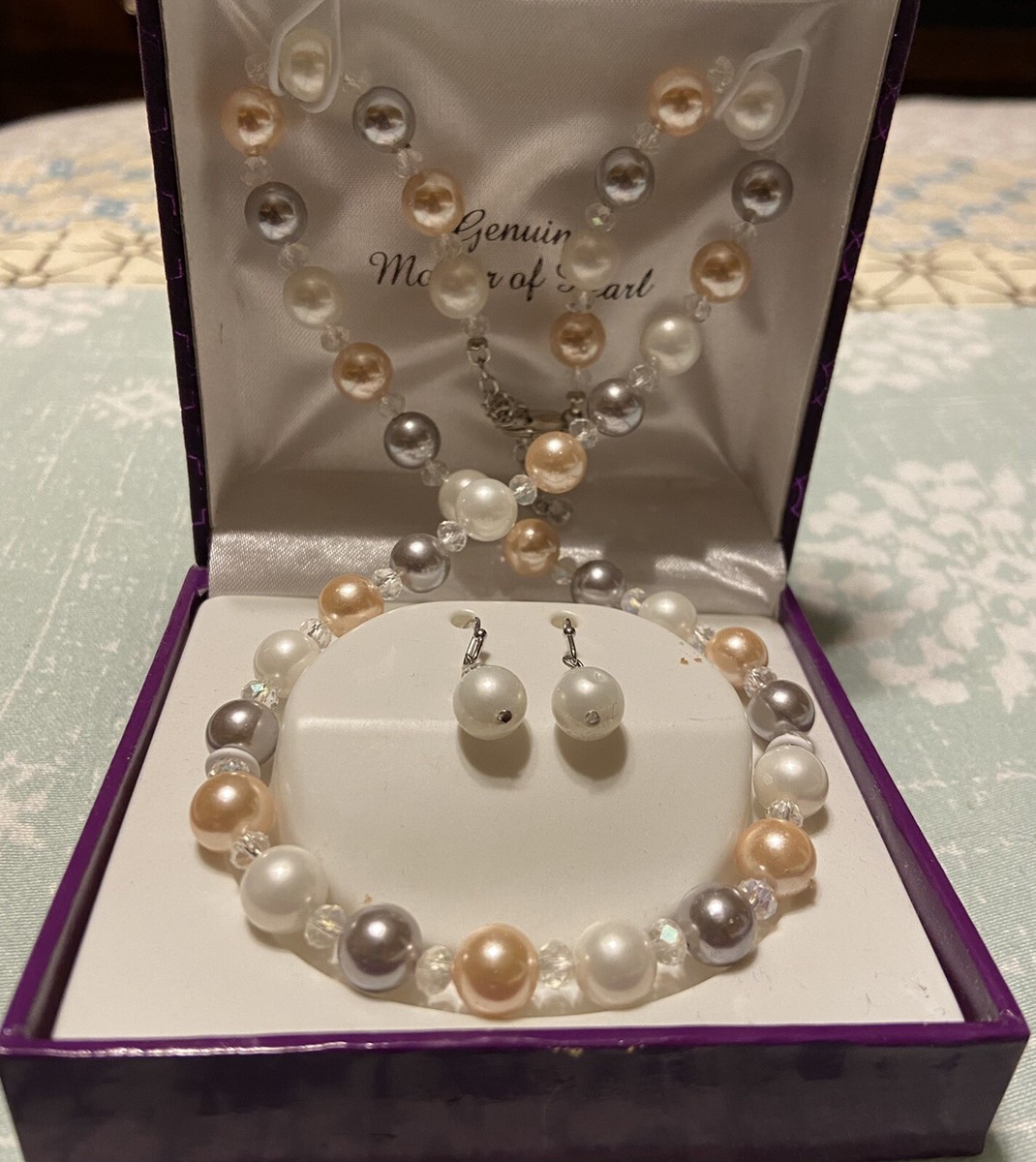 ★ROSEMONT★ Silver Mother of Pearl Earrings Necklace Set La s-l1200.jpg