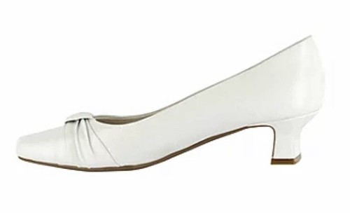 Easy Street Women's SIZE 7.5M Waive Pumps WHITE Square Toe MSRP $55 NEW - Picture 3 of 6