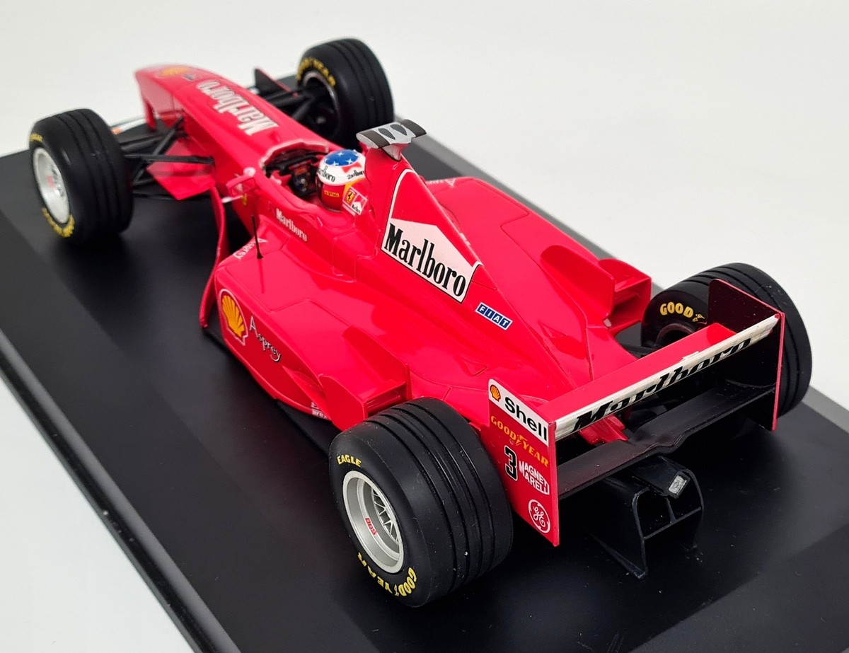 Minichamps 1/18 Ferrari F300 1998 Michael Schumacher F1 Car