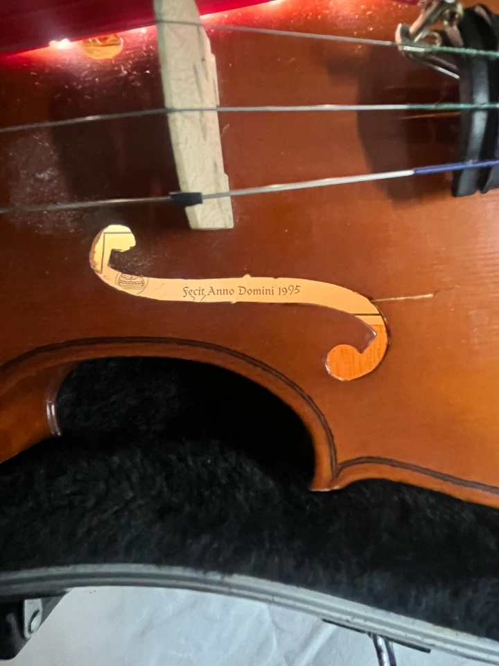 Beautiful Anton Breton Violin And Carrying Case 3/4 - Image 2 of 4