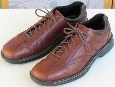 athletic oxford shoes