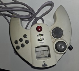 Sega Dreamcast Console HKT-3020 1 Game, Controller, Hookups Powers On Spins Disc
